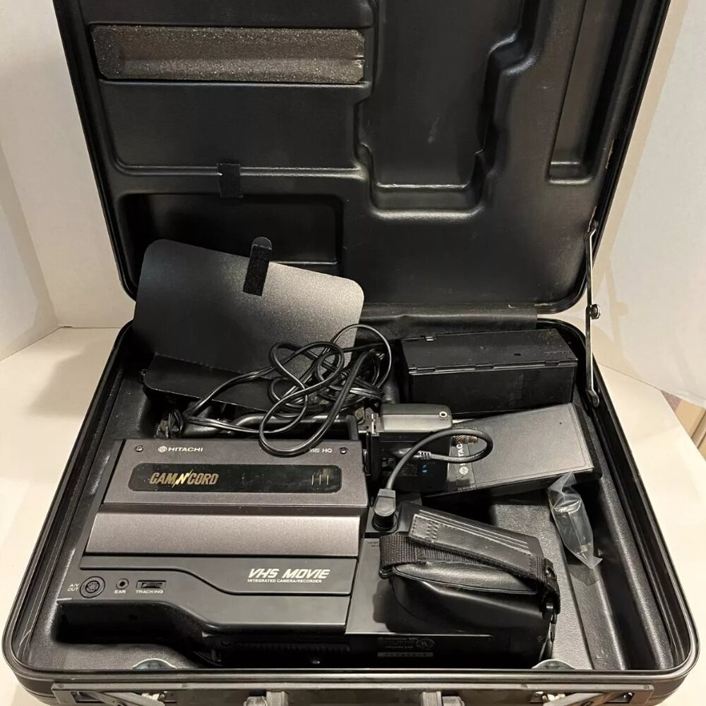 Hitachi Camcorder VHS VM-3000A with Case Charger Cords, Untested